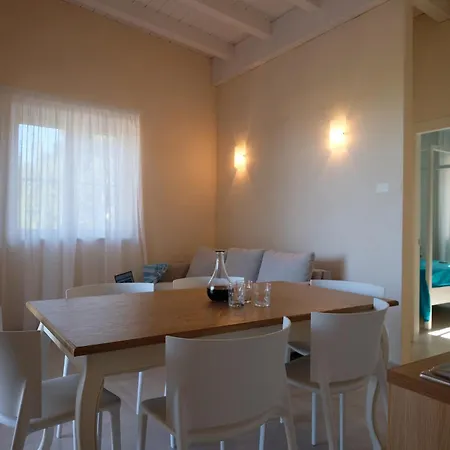 Baia Degli Aranci & منتزه العطل